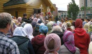 В храме святителя Луки архиепископа Крымского в Озерках отметили престольный праздник