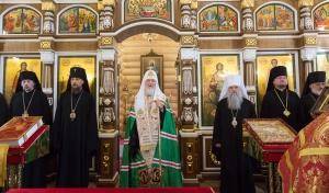 Святейший Патриарх освятил храм Санкт-Петербургских святых в Левашово