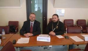Встреча иерея Игоря Илюшина с пострадавшими и родственниками погибших при теракте в метро