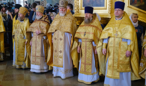 Патриарх Кирилл совершил Божественную литургию в Петропавловском соборе